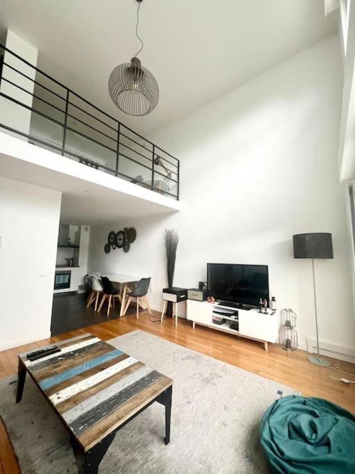 Duplex, 10 Min Champs Elysee บูโลญบียองกูร์ ภายนอก รูปภาพ